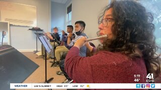 Flutist inspires change, enhances Mexican culture through music