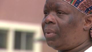 Homeless mother of 3 searching for permanent housing after Denver motel acting as shelter closes