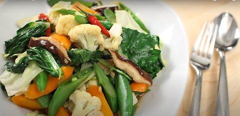 Thai Mixed Veg Stir-Fry Recipe ผัดผักรวม - Hot Thai Kitchen!