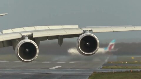 21 # 60-minute A380 take-off and landing process