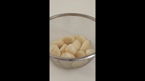 Ultra Bubbly Garlic Focaccia Bread