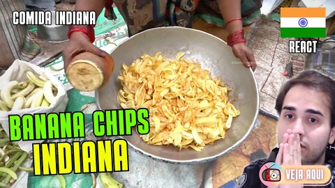 CHIPS de BANANA da ÍNDIA! Reagindo a COMIDAS DE RUA INDIANAS | Veja Aqui Reacts