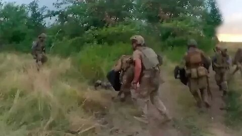Ground footage of Russian and Ukrainian army war