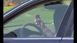 Lawmakers introduce 3 bills to ban distracted driving in Michigan