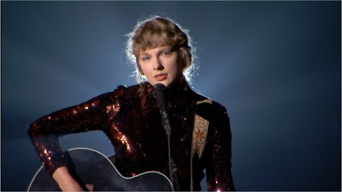 Taylor Swift Country Performance