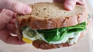 Avocado Egg Grilled Cheese Sandwich: A Healthy Breakfast Sandwich Recipe