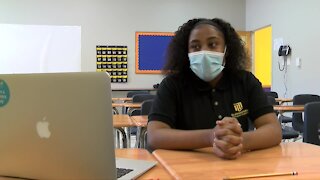 Milwaukee HS sophomore on pace to graduate early