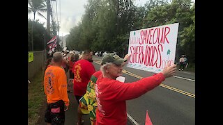 Opponents to Sherwood Forest development protest in Waimanalo