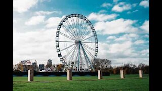 Teenager panicks on fairground ride