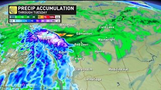 Summer-like conditions swiped from the Prairies as June snow threatens Alberta