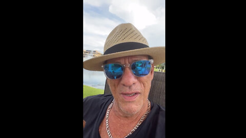 Robert Davi: Lend Me You Ears my dear Americans /Mirrored/