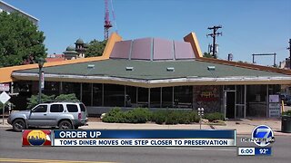 Denver City Council committee advances historic designation application for Tom's Diner to full body