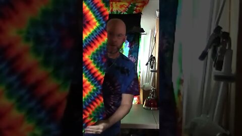 Hippie Christmas with MrTieDye ~ Rainbow Diamond Tie-Dye Tapestry Reveal ✌️🙏💚🌈