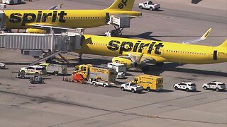 15 people sick on Spirit Airlines flight about to take off at McCarran