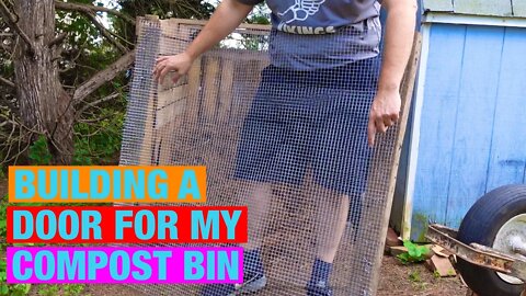 Building a door for my compost bin using hardware cloth