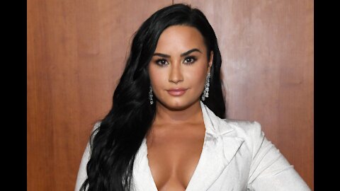 Demi Lovato - Is Super Fun - Only Appearance