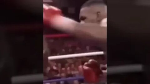 Muhammad Ali BEATS Mike Tyson!!