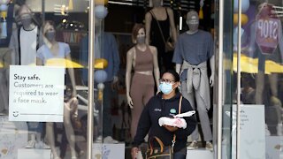 Researchers Test Whether Cloth Masks Or Surgical Masks Are Best