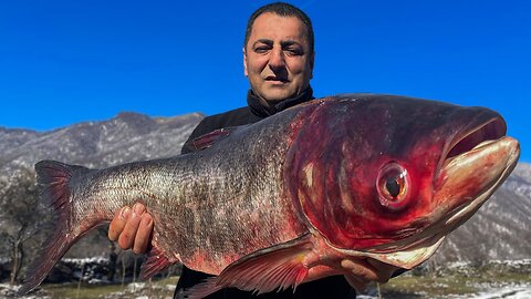 5 KG of Fish fried in a cauldron! Cooking in the Snowy Mountains of Azerbaijan