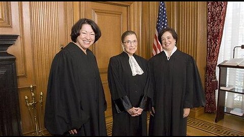 Left-Wing Vox Ignores Separation of Powers, Suggests Pushing Justices Sotomayor and Kagan to Retire