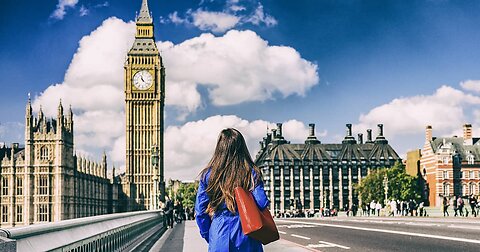 "London Travel Diary: A Journey Through the UK Capital"