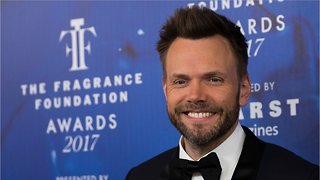 Joel McHale To Host Updated Version Of Card Shark For ABC