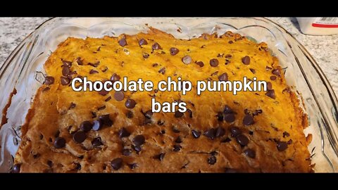 Chocolate chip pumpkin bars @Cozy Cottage Homestead It's a great pumpkin recipe exchange. #pumpkin