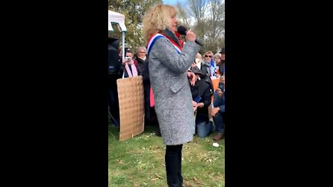 Discours de Martine Wonner filmé par Carlo Brusa à Quimperlé !