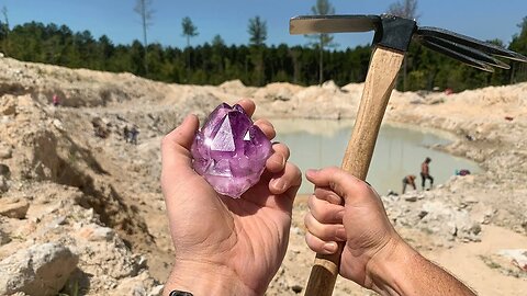 Found Rare Amethyst Crystal While Digging at a Private Mine! (Unbelievable Find)#RiverTreasure