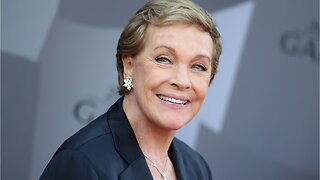Julie Andrews To Play Gossip Writer In Shonda Rhimes' New TV Show