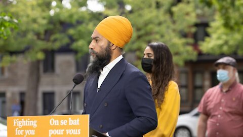 Jagmeet Singh's Campaign Speech Was Just Interrupted By ‘Trolls’ With A Megaphone