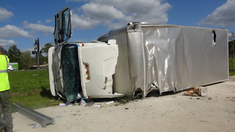 BOX TRUCK FAILS TO YIELD, COLLISION/ROLLOVER ENSUES, GOODRICH TEXAS, 03/28/22...