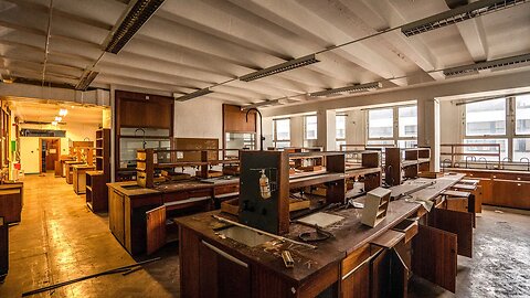 Exploring Manchester's Abandoned Laboratories: 1960s University Time Warp
