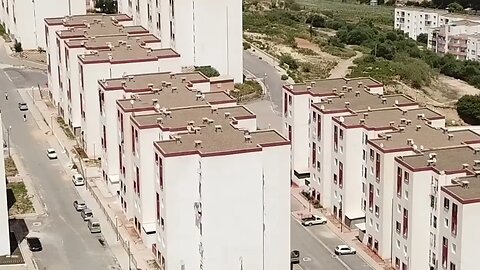 ومضة إشهارية - السكنات المبرمجة للتوزيع بمناسبة الذكرى 61 لاسترجاع السيادة الوطنية: ولاية تيبازة
