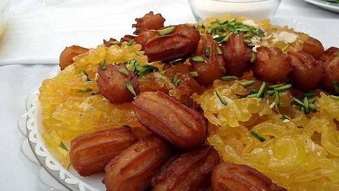 Persian Recipes: Zoolbia & Bamieh
