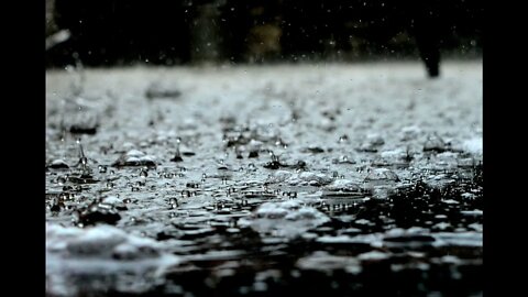 This Video of a Rainy Day is Absolutely Beautiful. Nagyon szép esős relaxáció igazi eső hangokkal