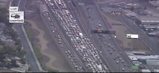 Presumed homicide crash creates massive backup on I-15