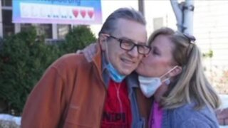 Highlands Ranch couple giving back to ICU workers who cared for husband with COVID-19