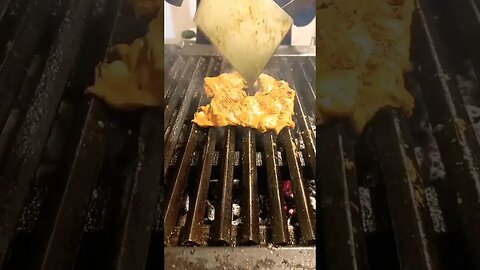 Chicken Grill fillet burger yummy #sneezing #motivation #duckybhai #shortvideo #maazsafder #viral