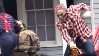 Chainsaw zombie terrorizes kids on Halloween