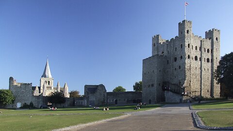 A Stroll Around Rochester Castle