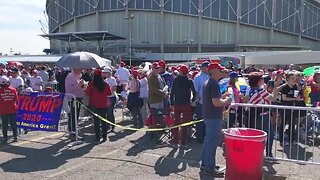 Dedicated Trump fans line up for Phoenix rally