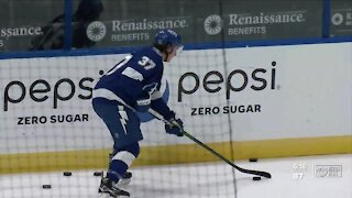 Former Lightning Yanni Gourde looking forward to return to Amalie with Seattle