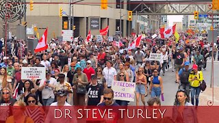 THOUSANDS March in Toronto Against Lockdowns as Populism SURGES in Canada!!!