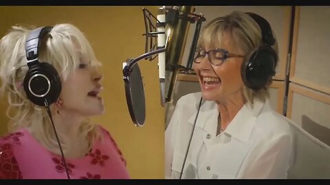 Dolly Parton and Olivia Newton John | Jolene | Official Music Video