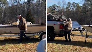 Fishing buddy gets the life scared out of him