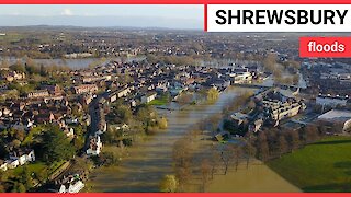 Residents in Shrewsbury battle against worst floods in 20 years