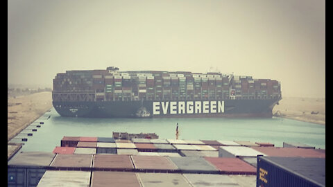 EGYPT SUEZ CANAL BLOCKED BY EVERGREEN. SHIPPING DELAYS