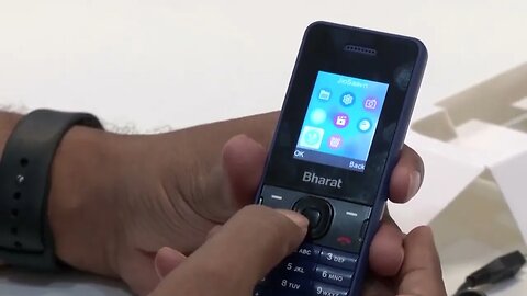 JioBharat V2 4G Phone with an MRP of Rs 999 - Unboxing