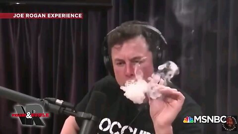 Tesla CEO Elon Musk Smokes Weed During Joe Rogan Podcast Interview ||